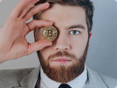 Julian Wolf – Chief Analyst bei Zentryn Cascade AI